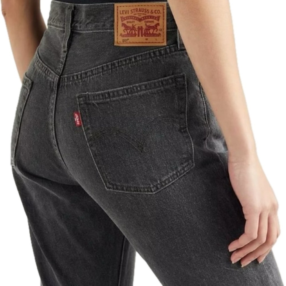 NWT Levi’s 501 Cropped Jeans High Rise Straight Button Fly size 4 or 12 New $80 - Picture 6 of 13